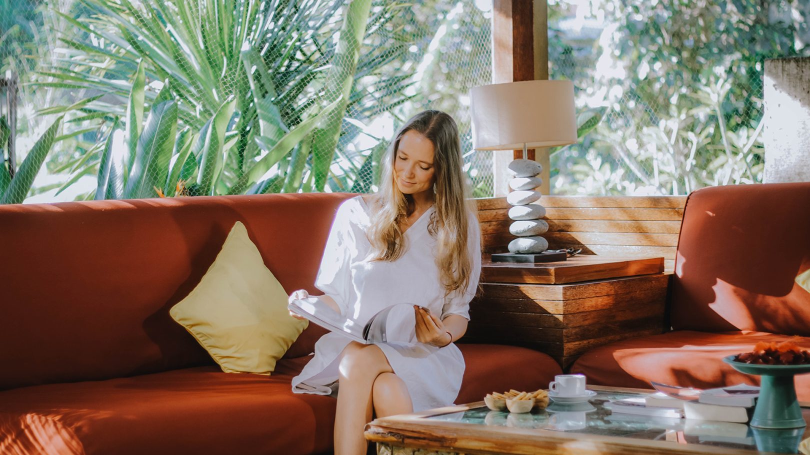 lobby alam puri residence